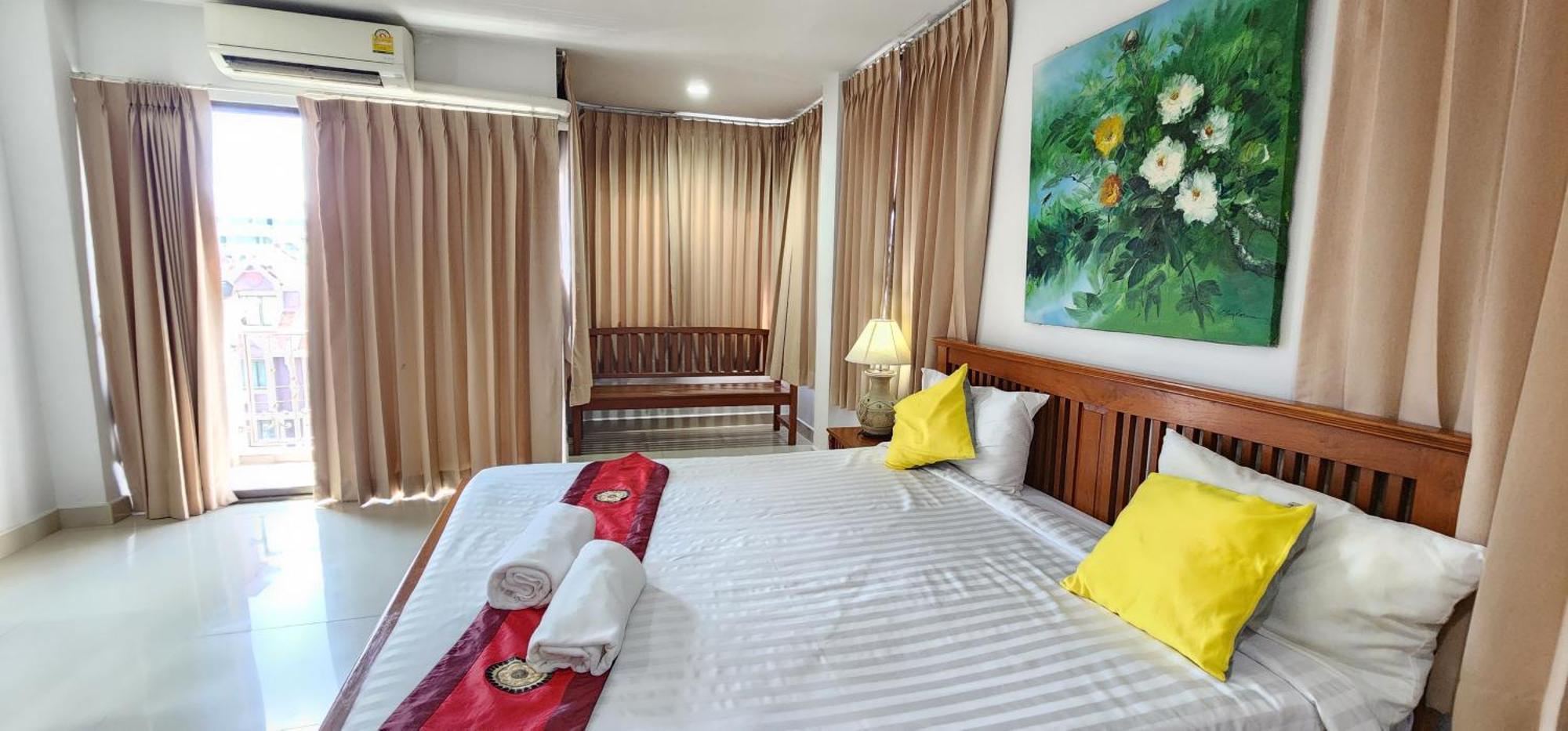 Royal Sweet Hotel Patong Bagian luar foto