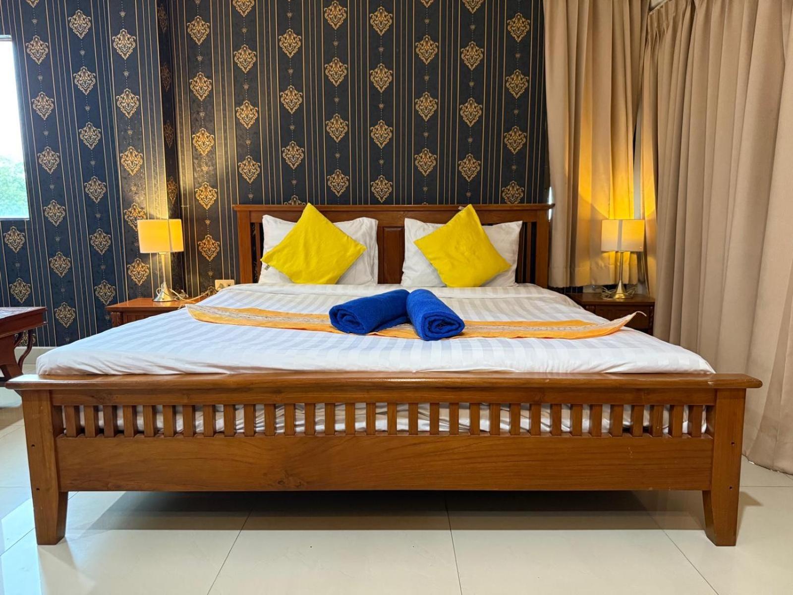 Royal Sweet Hotel Patong Bagian luar foto